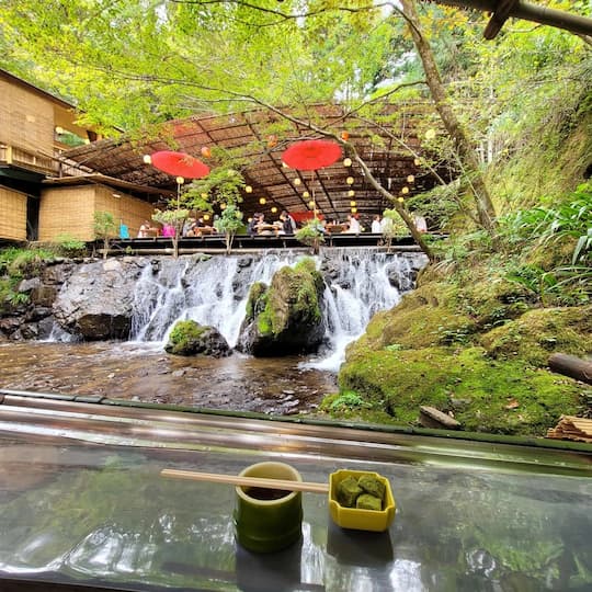 Kifune Shrine, Kawadoko Cuisine